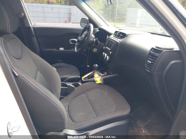 KIA Soul 2017 KNDJN2A20H7437372 Image 5