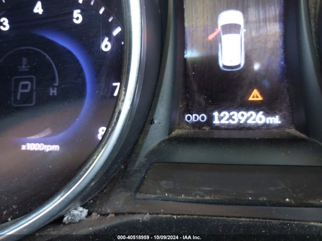 2013 Hyundai Santa Fe Sport მანქანა იყიდება აუქციონზე, vin: 5XYZU3LB5DG013627, აუქციონის ნომერი: 40518959