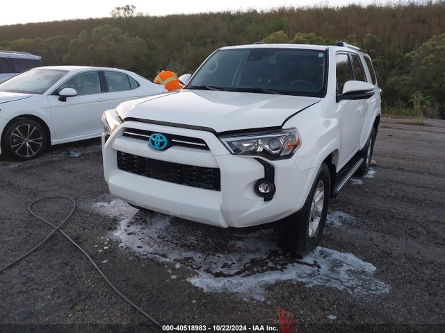 Toyota 4runner Sr5 Premium 2021 JTEFU5JR7M5241941 Image 2