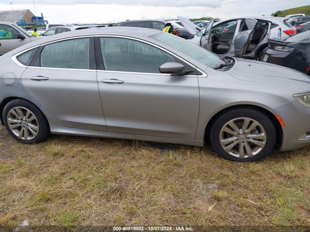 Chrysler 200 Limited 2015 1C3CCCAB7FN648991 Image 12