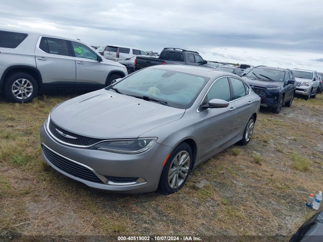 Chrysler 200 Limited 2015 1C3CCCAB7FN648991 Image 2