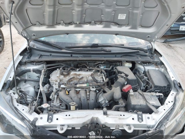 Toyota COROLLA LE 2018 5YFBURHEXJP814133 Image 10