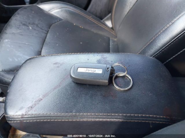 3C4NJCCB7LT114585 Jeep Compass Limited Fwd