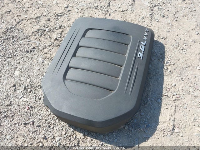 2C4RC1GG9ER115250 Chrysler Town & Country Limited