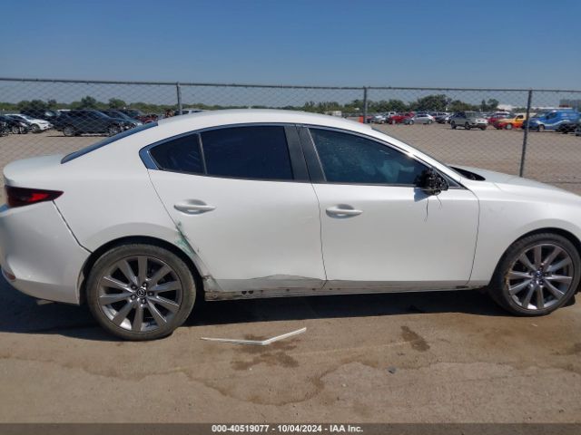 3MZBPAALXKM105323 Mazda Mazda3 Select Package