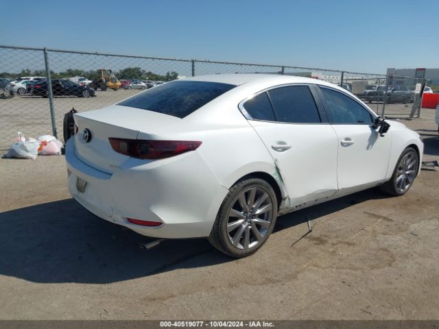 3MZBPAALXKM105323 Mazda Mazda3 Select Package