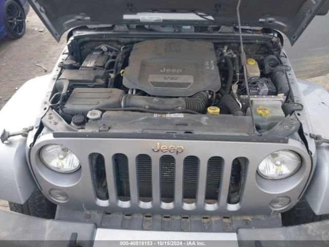 1C4BJWEG3FL752457 Jeep Wrangler Unlimited Sahara