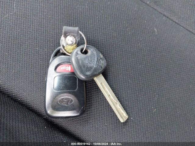 KMHTC6AD9GU256581 Hyundai Veloster