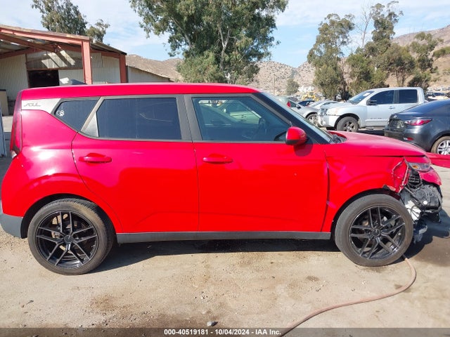 KIA SOUL LX 2020 KNDJ23AU9L7715730 Image 13