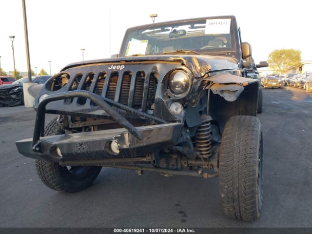 1C4BJWFG2FL768292 Jeep Wrangler Unlimited Rubicon