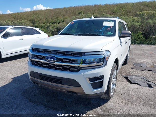 Ford Expedition King Ranch Max 2022 1FMJK1PTXNEA15888 Image 2