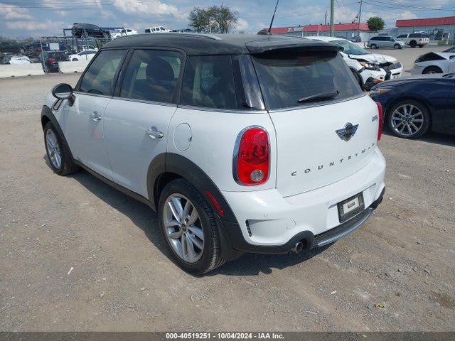 2013 MINI COUNTRYMAN WMWZC3C56DWP24833 Photo 2