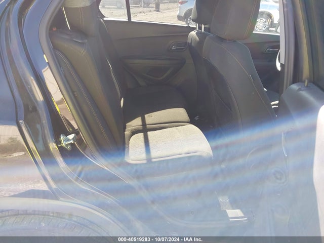 Chevrolet TRAX LS 2019 3GNCJNSB9KL261503 Image 8