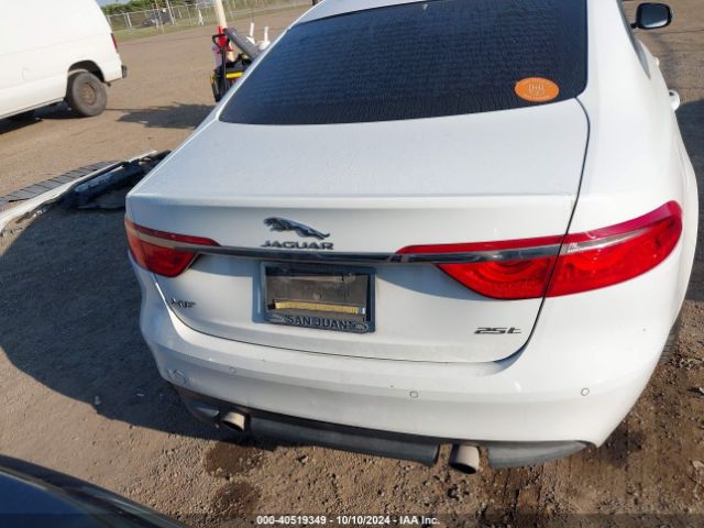 SAJBD4FX9JCY59338 Jaguar Xf 25t Premium