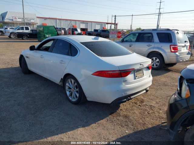 SAJBD4FX9JCY59338 Jaguar Xf 25t Premium