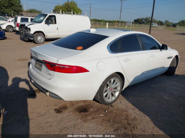 SAJBD4FX9JCY59338 Jaguar Xf 25t Premium