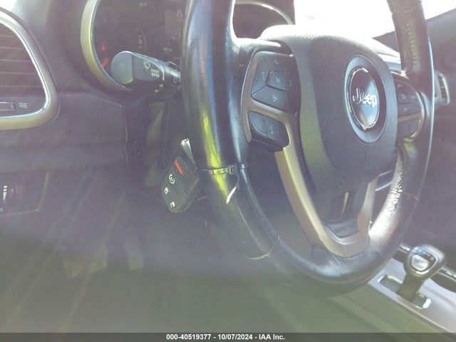 1C4RJFAG5FC778272 Jeep Grand Cherokee Laredo