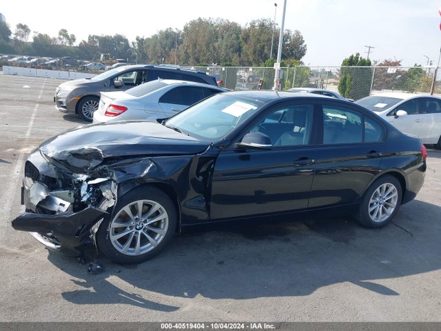 BMW 320i 2016 WBA8A9C59GK618909 Image 14