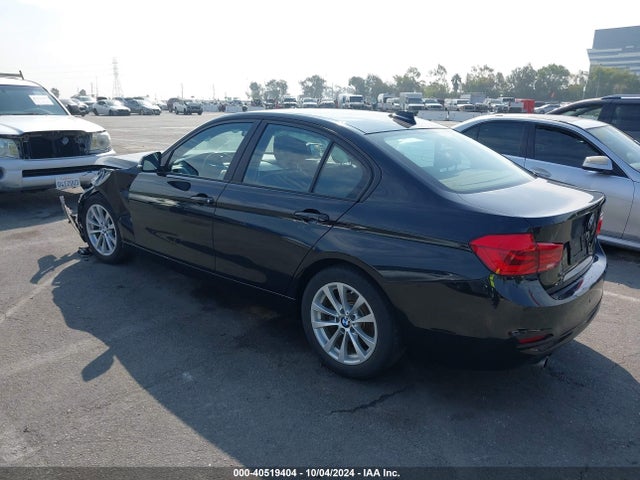 BMW 320i 2016 WBA8A9C59GK618909 Image 3