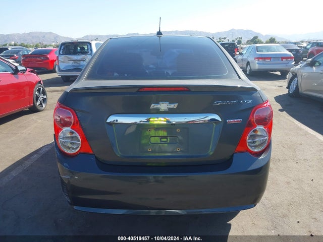 Chevrolet Sonic Ltz Auto 2016 1G1JE5SB6G4140714 Image 16