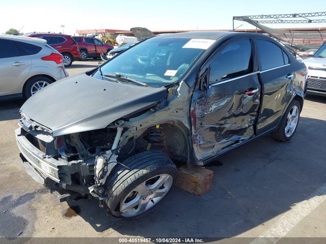 Chevrolet Sonic Ltz Auto 2016 1G1JE5SB6G4140714 Image 2
