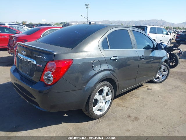 Chevrolet Sonic Ltz Auto 2016 1G1JE5SB6G4140714 Image 4