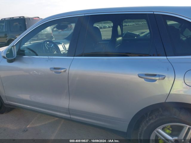 WP1AE2A26GLA62401 Porsche Cayenne E-hybrid S