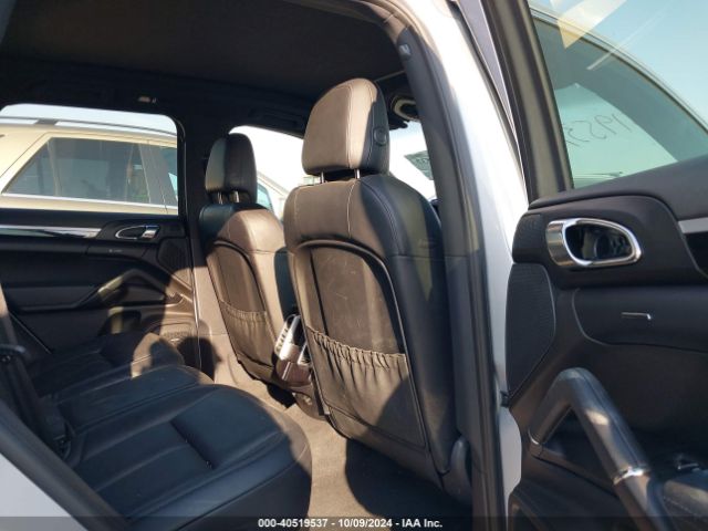 WP1AE2A26GLA62401 Porsche Cayenne E-hybrid S