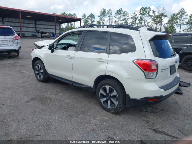 Subaru Forester 2.5i Limited 2018 JF2SJAJC3JH431909 Image 3