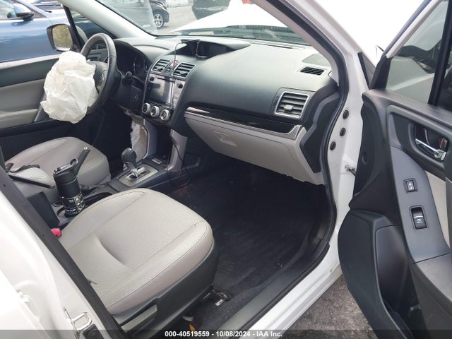 Subaru Forester 2.5i Limited 2018 JF2SJAJC3JH431909 Image 5