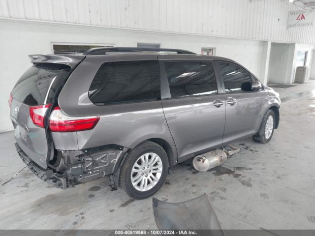 5TDYK3DC2GS758383 Toyota Sienna Xle Premium 8 Passenger