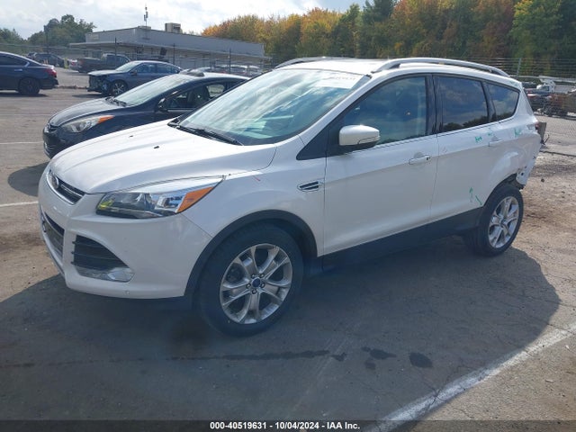 Ford Escape Titanium 2016 1FMCU9J94GUB18084 Image 2