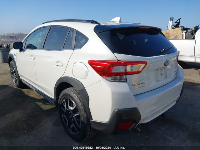 Subaru CROSSTREK HYBRID 2019 JF2GTDNC7KH300740 Image 3