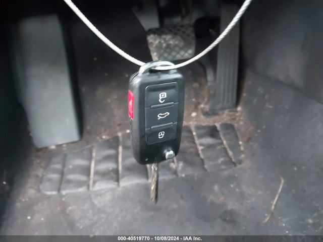 3VWF17AT1HM627823 Volkswagen Beetle #pinkbeetle/1.8t Classic/1.8t S
