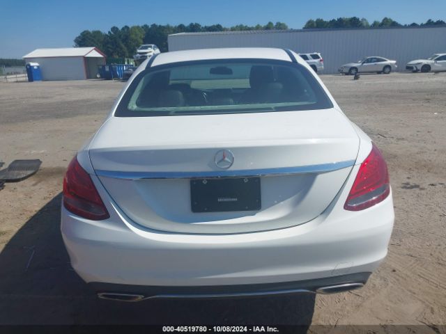 55SWF4JB1FU076156 Mercedes-Benz C 300 Luxury/sport