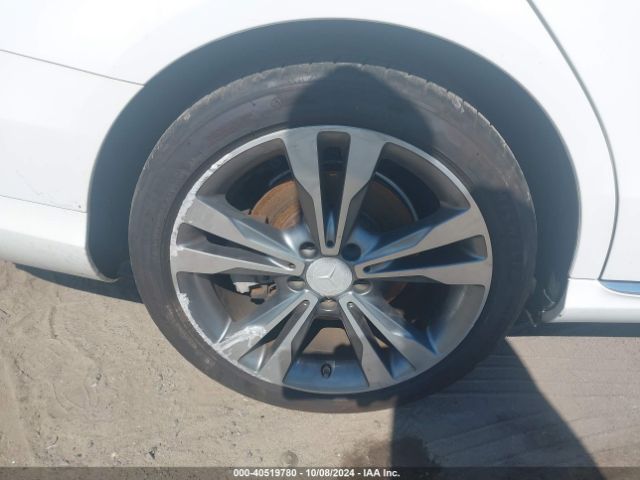 55SWF4JB1FU076156 Mercedes-Benz C 300 Luxury/sport