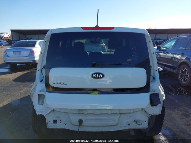 KIA Soul 2014 KNDJN2A22E7097704 Image 17