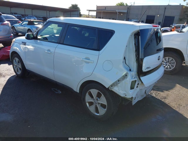 KIA Soul 2014 KNDJN2A22E7097704 Image 3