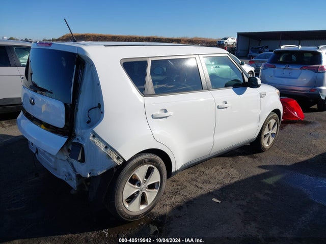 KIA Soul 2014 KNDJN2A22E7097704 Image 4
