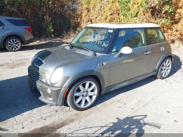 2002 MINI COOPER S WMWRE33422TD52605 Photo 1