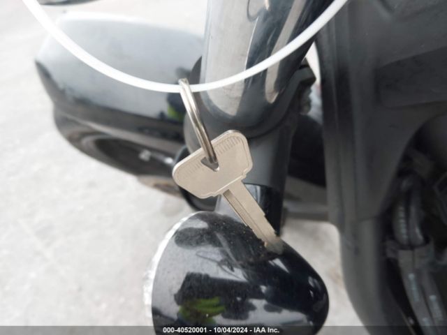 2011 YAMAHA XVS1300 JYAVP33Y7BA000414 Photo 10