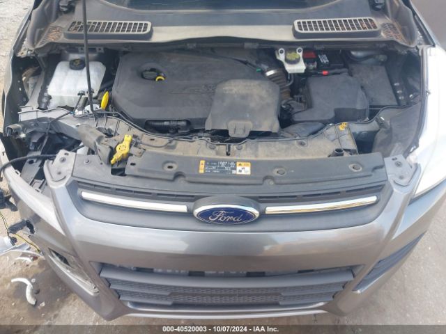 1FMCU9GX7EUE05891 Ford ESCAPE SE