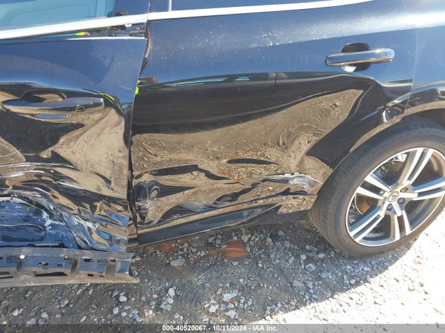 LYV102RKXJB117349 Volvo Xc60 T5 Momentum