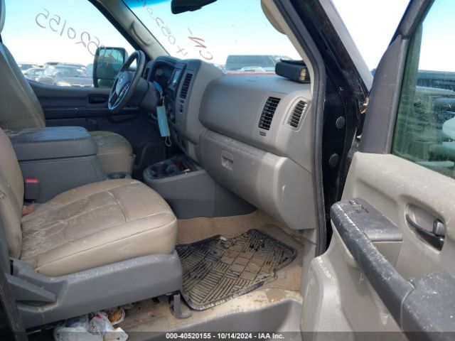 5BZAF0AA6JN853260 Nissan Nv Passenger Nv3500 Hd Sl V8