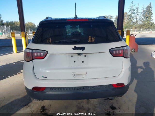 3C4NJCBB6JT501935 Jeep Compass Altitude Fwd
