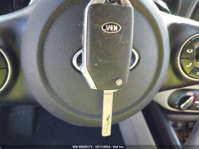 KNDJ23AU6L7085214 KIA SOUL LX