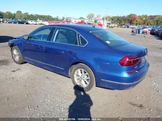 1VWAT7A35HC067391 Volkswagen Passat 1.8t S