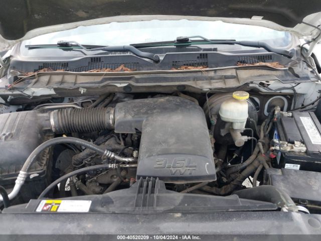 1C6RR6FG1JS201763 RAM 1500 Tradesman Quad Cab 4x2 6'4 Box