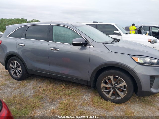 5XYPG4A52LG690764 KIA Sorento 3.3l Lx