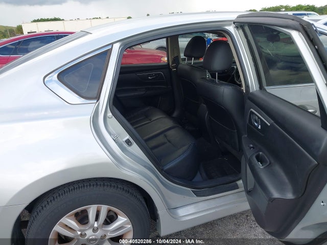 Nissan Altima 2.5 S 2015 1N4AL3AP4FC567320 Image 8